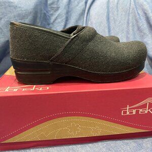 Dansko Professional Grey Felt Clogs - Size 40